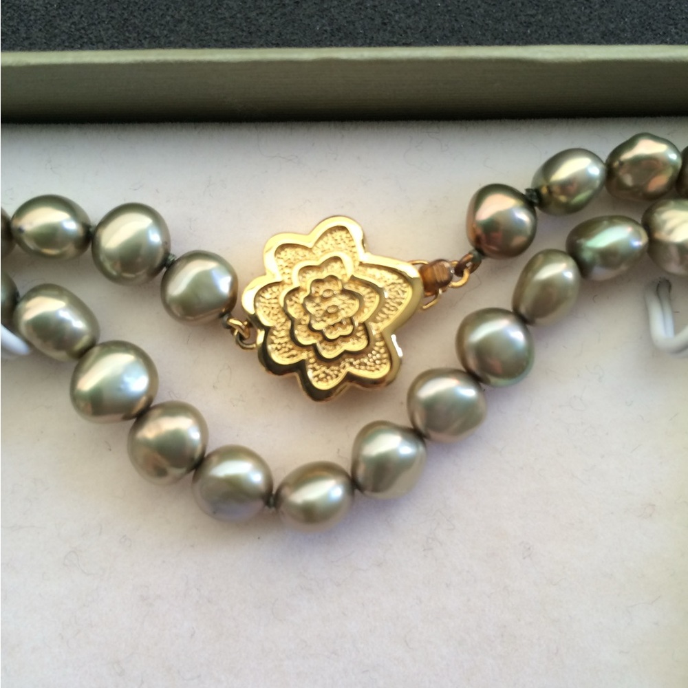 Freshwater pearls necklace + studs! Rare set for Girl Scouts Centennial!!